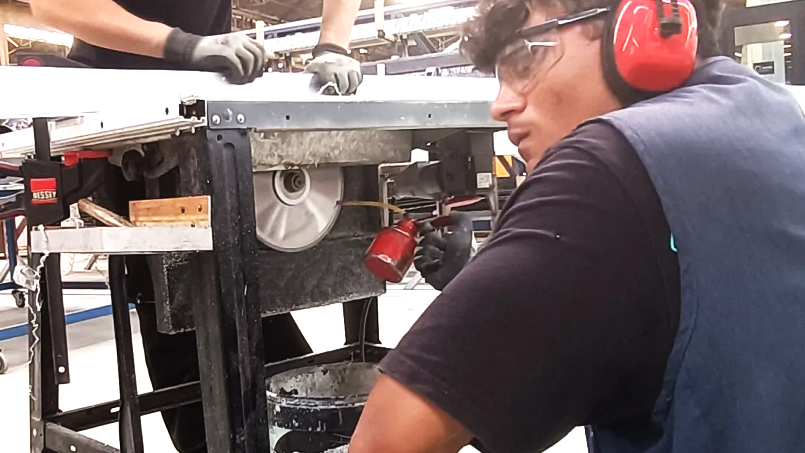 Eletromecânico/a de Manutenção Industrial