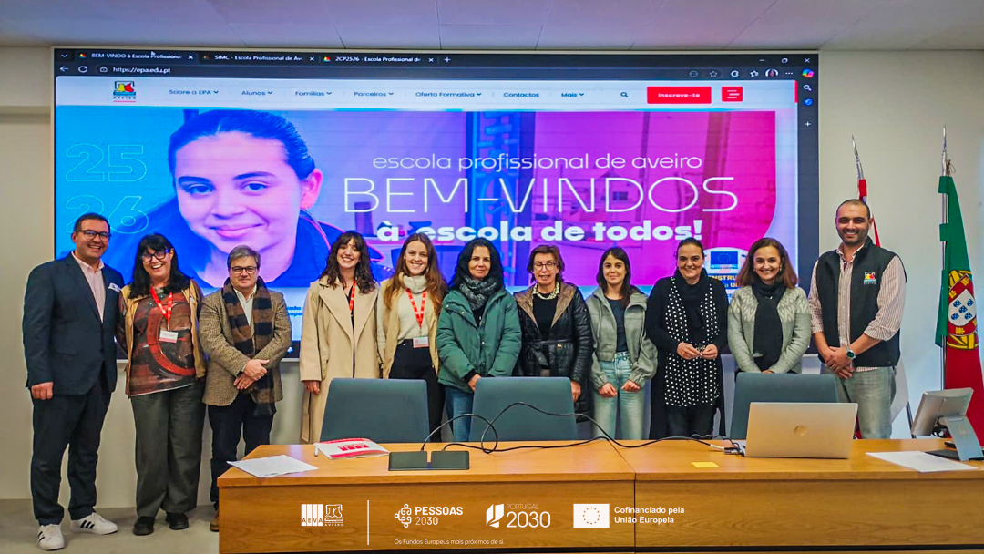 “Somos mais que uma escola… E isto são mais que conselhos.”
